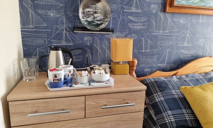 Holyhead House | The Hut Sea Front Inn