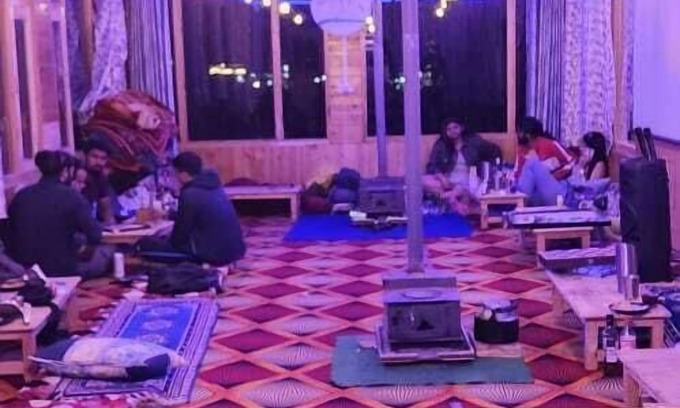 Kasol Hotel | The Ice Blue