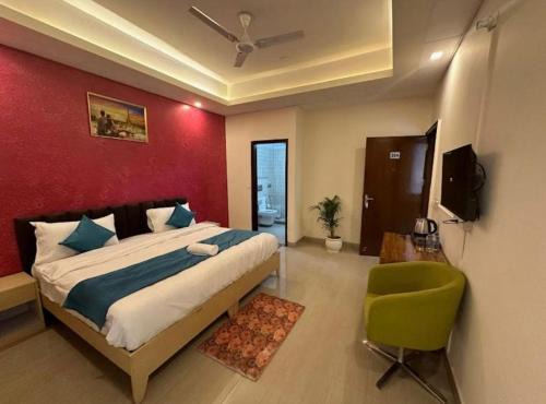 Gurugram Hotel | The Indian Hotel 186 Near Medanta Hospital