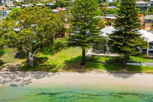 Soldiers Point House | The Infinity Shore