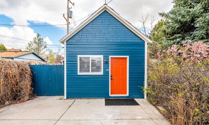 East Central House | *The Innkeeper Studio* Tiny House!