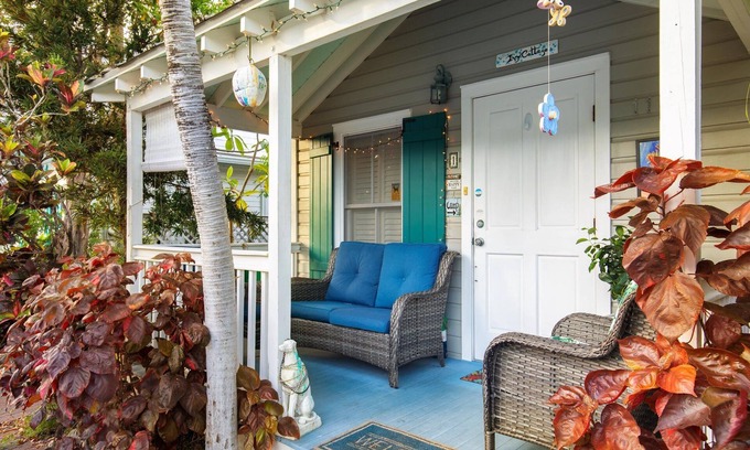 Key West Historic District Cottage | The Ivy Cottage - Private Home in Key West