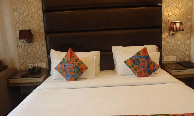 Chittaranjan Hotel | The JK