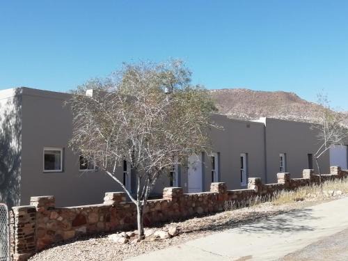 Prince Albert Apartment | The Karoo Prinia