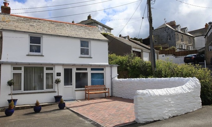 Port Isaac Cottage | THE KEEP POT, country holiday cottage in Port Isaac