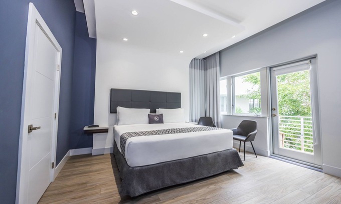 South Beach Hotel | The Kent Hotel