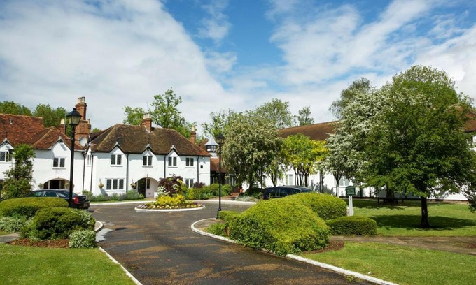 Cardington Hotel | The Kingfisher