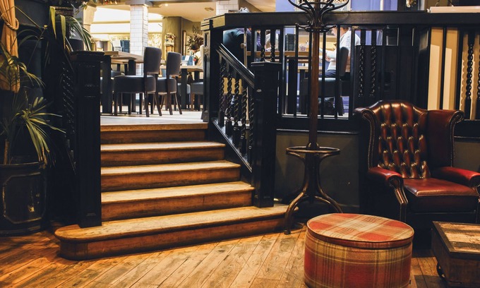 Swindon Hotel | The Kings Arms