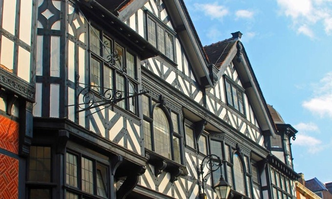 Chester Apartment | The Kings Gathering - Very Central Chester