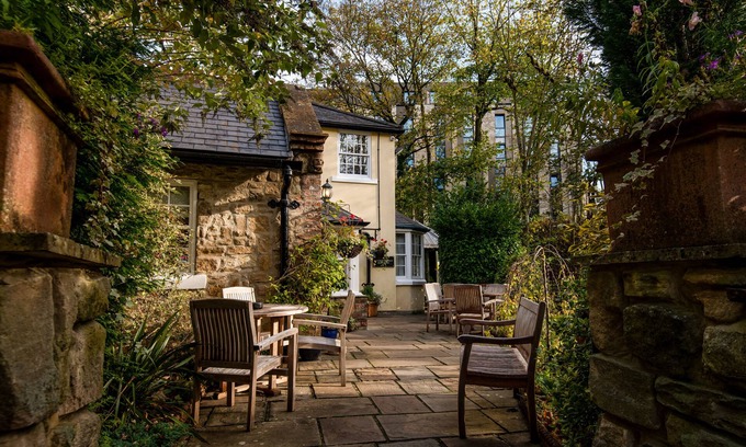 Durham Hotel | The Kingslodge Inn - The Inn Collection Group