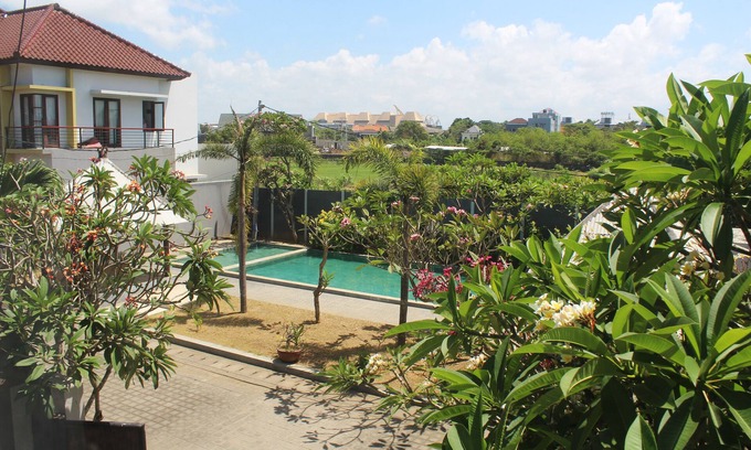 Sunset Road Bed & Breakfast | The Kirana Sunset