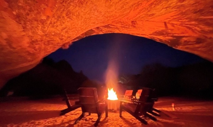 Kanab RV Rental | The Kiva Suite - Private Cave Tent #4