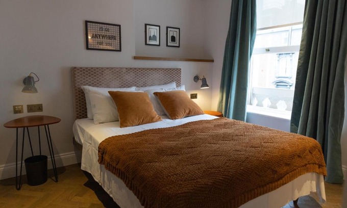 Notting Hill Hotel | THE KNIGHT OF NOTTINGHILL