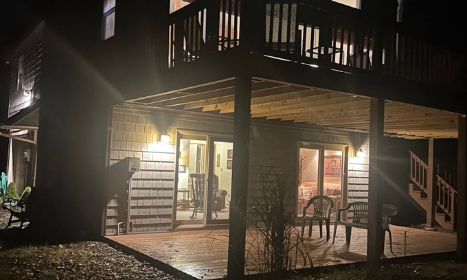 Lake Harmony Estates House | The Knotty Pines Charming 3-bedroom house with AC and WiFi in Lake Harmony