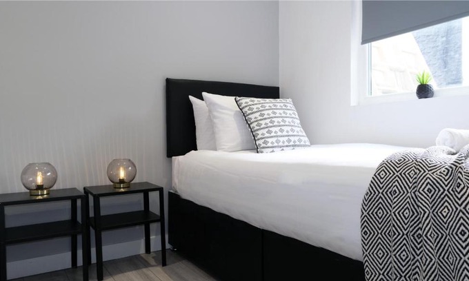 Anfield Hotel | The Kop End Hotel by Serviced Living Liverpool