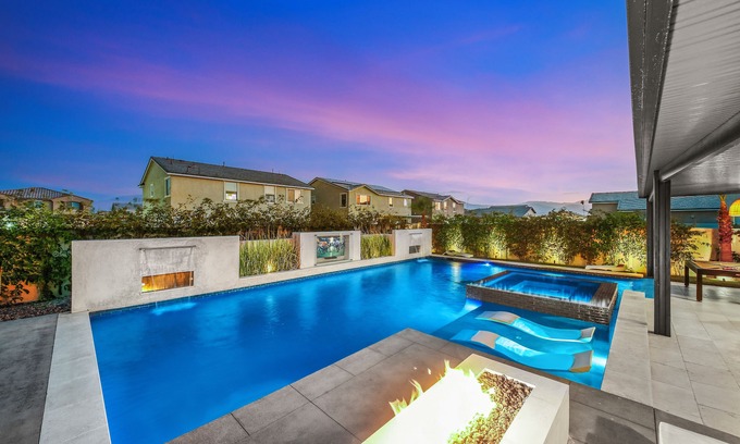 Coachella House | The Lagoon - Elegant design, Large Pool, Games