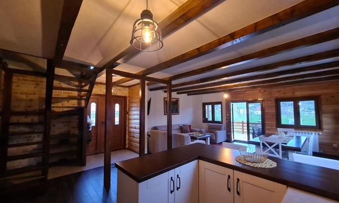 Plav House | The Lake Breeze Bay