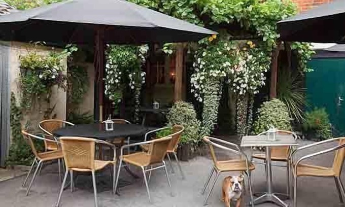 Marlborough Hotel | The Lamb Inn