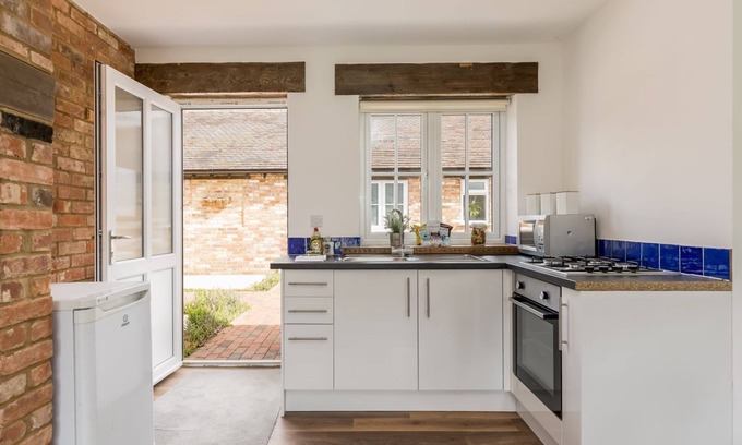 Wimborne Cottage | The Lambs' Pen