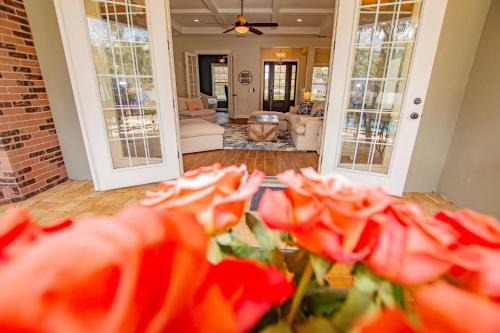 Nichols House | The Landing on Lunn
