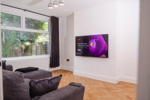 Trafford House | The Langdale House