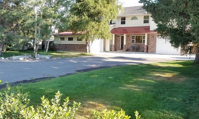 Rexburg House | The Larecca: family friendly country experience less than 3 minutes from town
