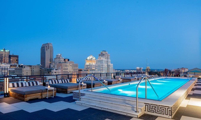 Downtown West Hotel | The Last Hotel