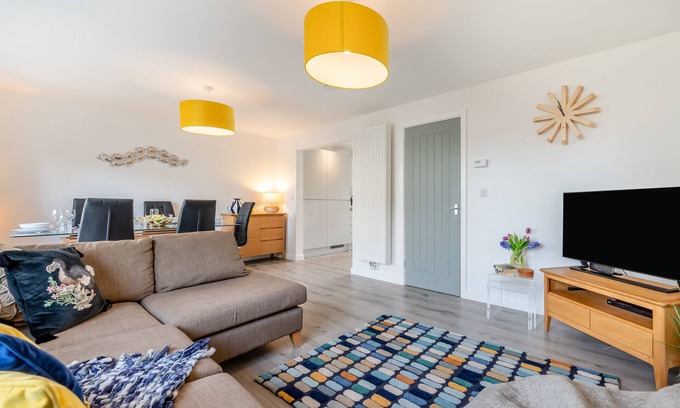 Delabole House | The Lawley - Three Bedroom House, Sleeps 5