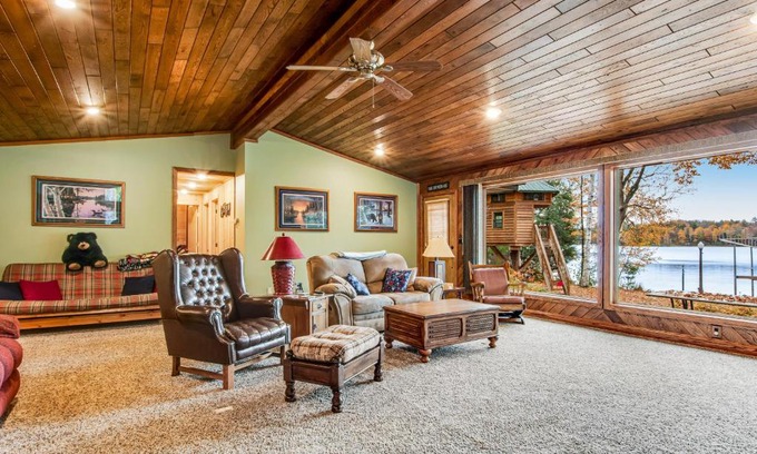 Lac du Flambeau House | The Lazy Loon