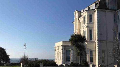Folkestone Apartment | The Leas View