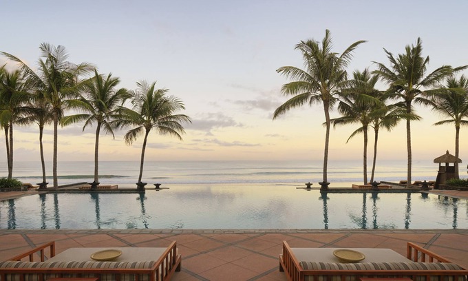 Seminyak Resort | The Legian Seminyak, Bali