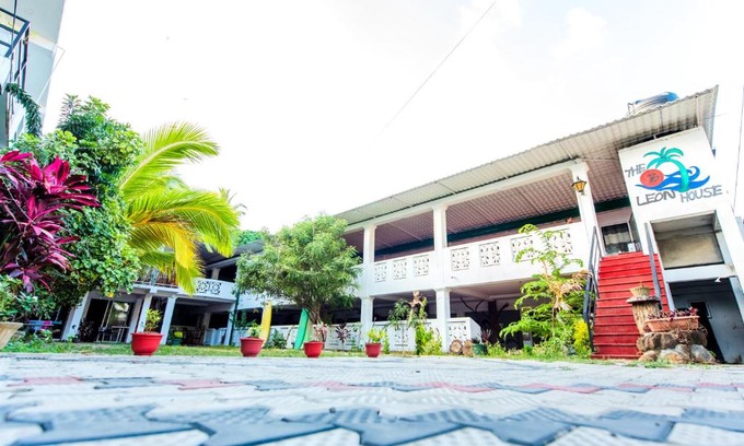 Matara Hotel | The Leon House