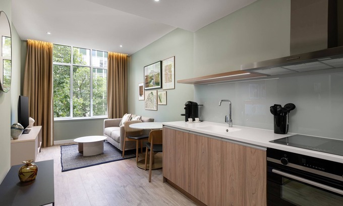 Covent Garden Apartment | The Lincoln Suites