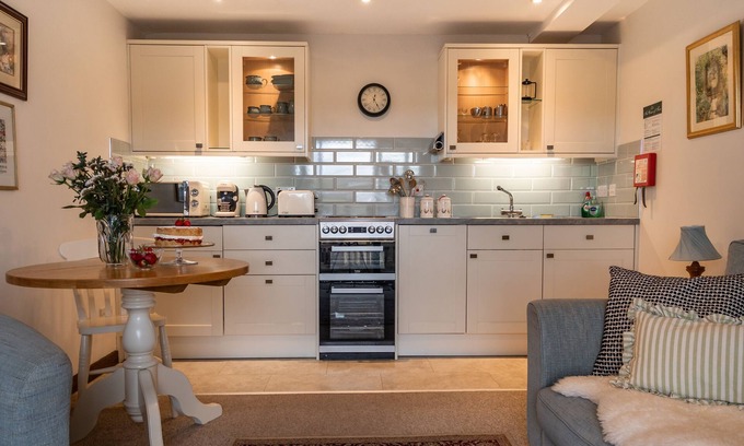 Hele Cottage | The Linhay