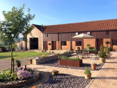Colyton House | The Linney