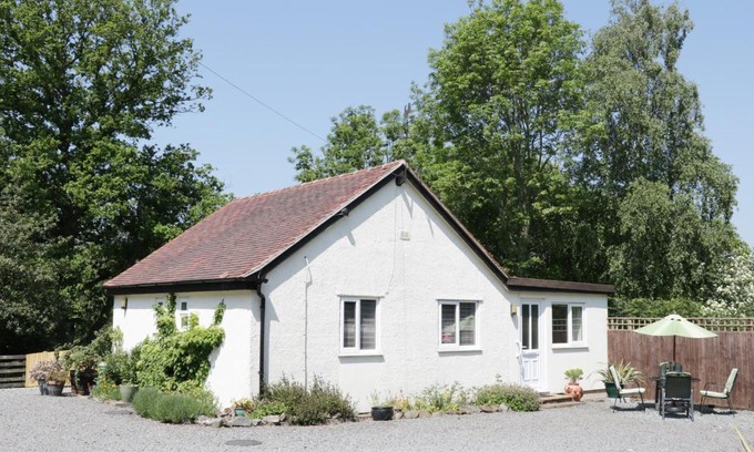 Church Stretton House | The Little Dingle
