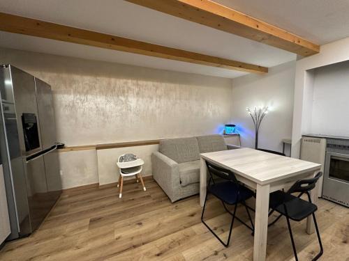 Nave San Rocco Apartment | The Little Fish House
