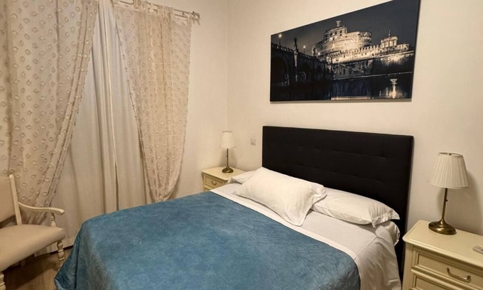 Zona LIII Tomba di Nerone Apartment | The Little House