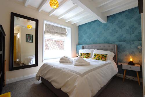 Wellingore Bed & Breakfast | The Little Lion Inn, Red Lion