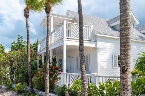 Governor's Harbour House | The Little White House home