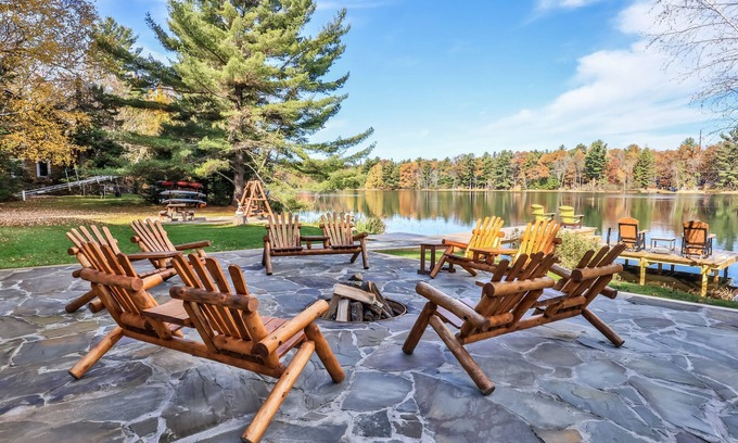 Arbor Vitae House | The Lodge at Johnson Lake - Winter Special 35% off month/25% off weekly