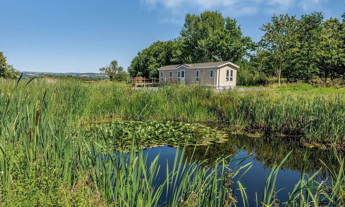Glastonbury Cottage | The Lodge at Newmeads Farm