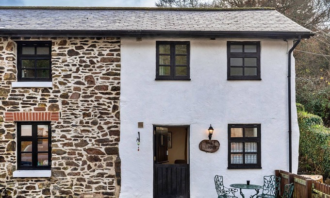 Trusham House | The Lodge at The Cridford Inn by Interhome