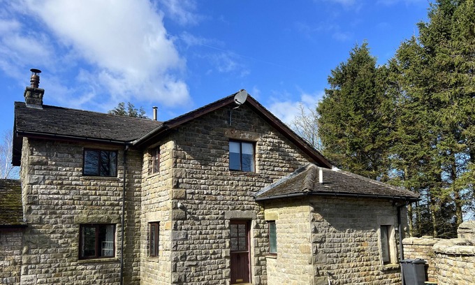 Fourstones Near Bentham Cottage | THE LODGE, family friendly, character holiday cottage in Wray
