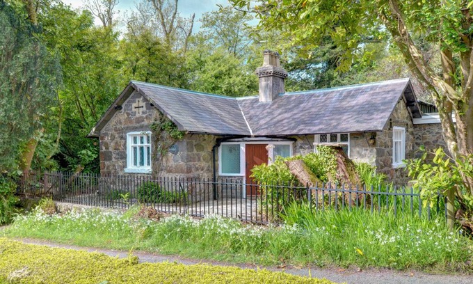 Boduan Cottage | The Lodge