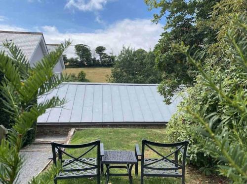 Kingsbridge House | The Loft Apartment @ Lower Coombe Royal