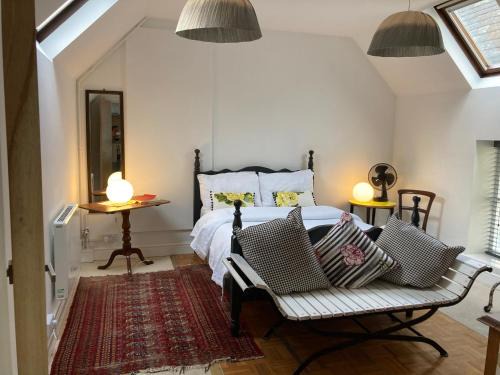 Stamford Apartment | The loft