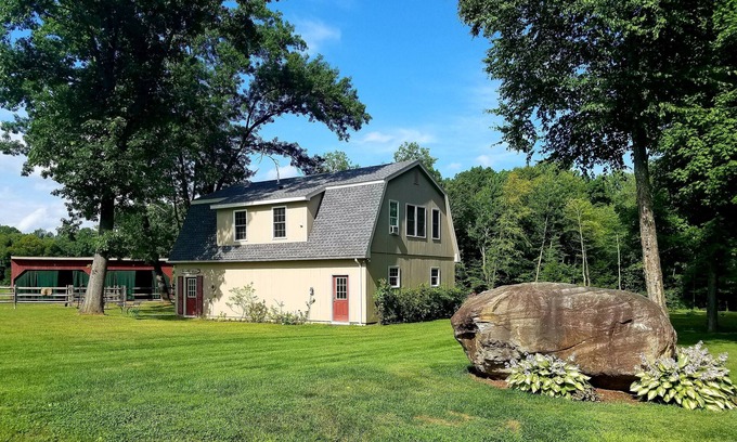 North Granby House | The Loft @ Lost Acres ~ A Peaceful Rural Escape on a Farm Winery!