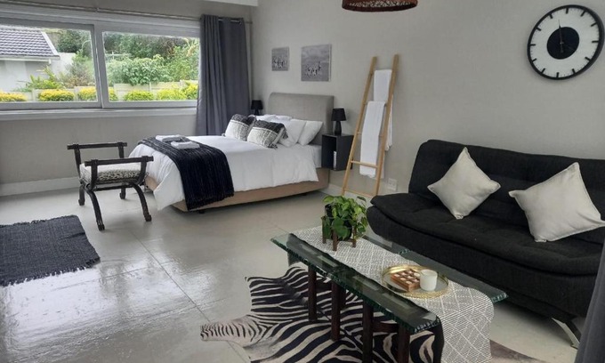 Old Place Apartment | The Loft on Boekenhout