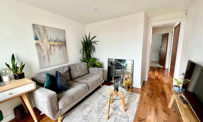 Queen's Park Apartment | The Loft Queens Park